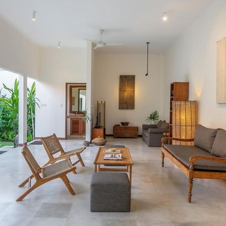 Amandaru Villa By Rpm Legian  Bagian luar foto