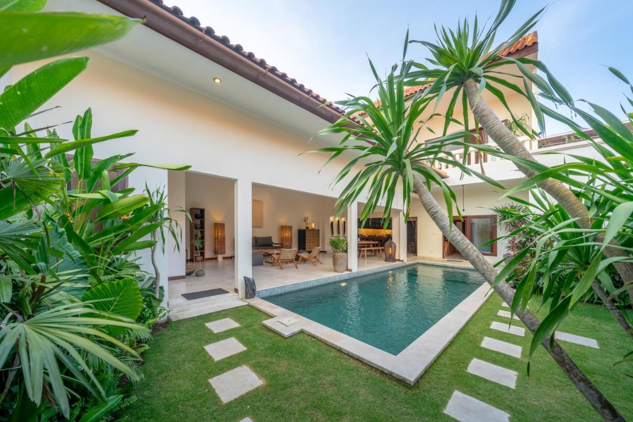 Amandaru Villa By Rpm Legian  Bagian luar foto